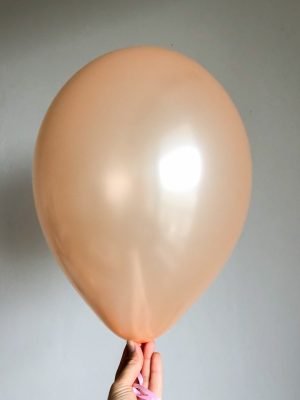balonek metalicky broskovy