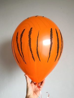 balloon with tiger print