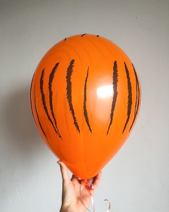balonek s potiskem tygr
