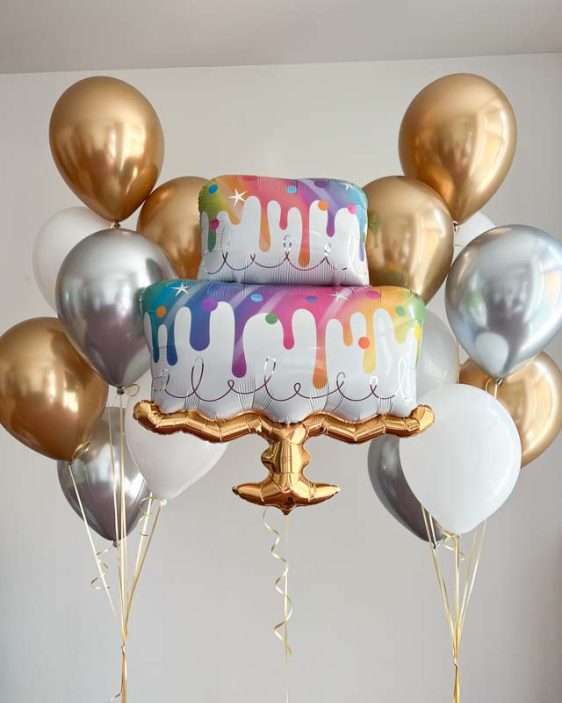 chromove balonky a dort