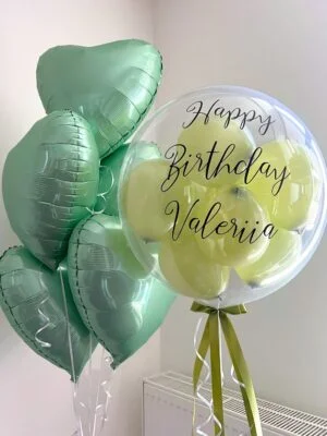 balonky s napisem v olivove barve